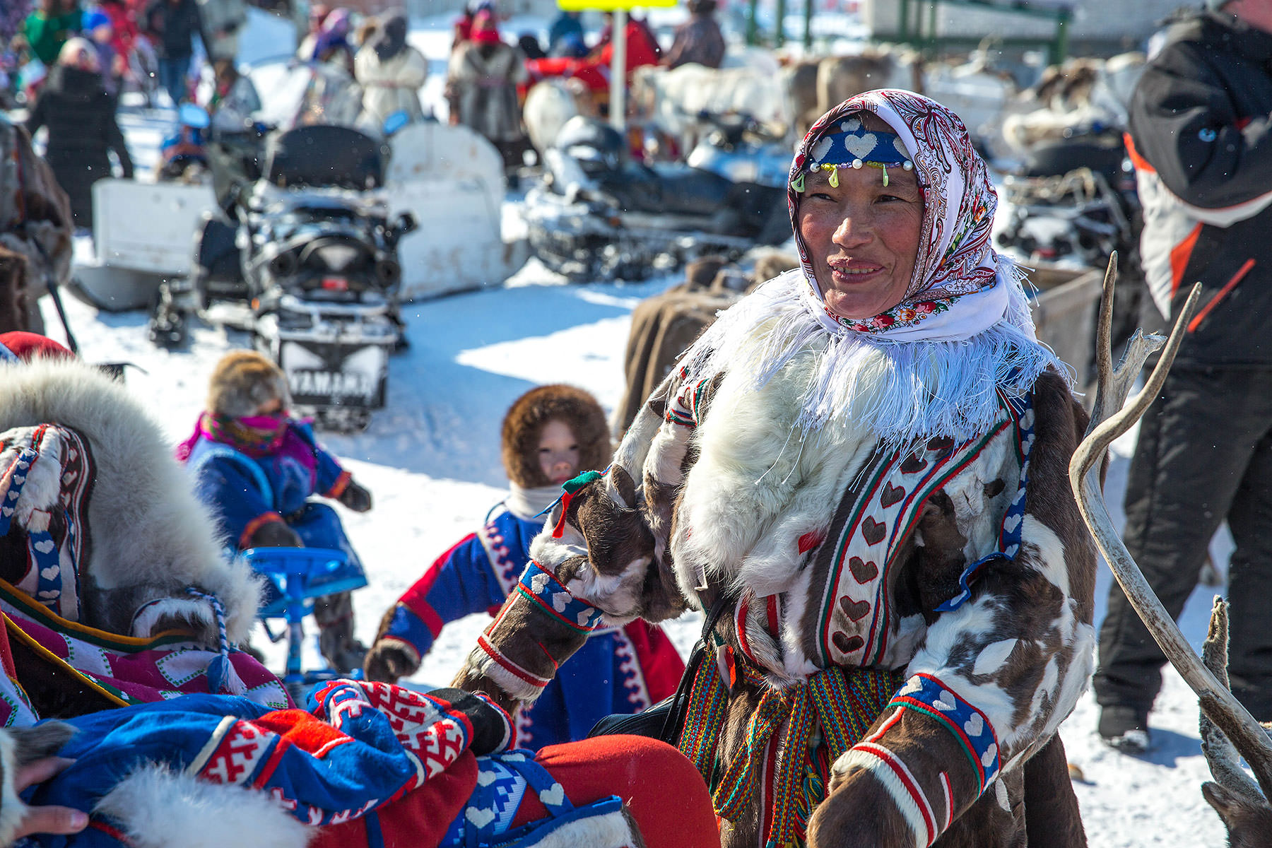 Сегодня назвали. Ненцы настоящие люди. Ненцы настоящий человек. Народы Северного Ледовитого океана. Лыжи ненцы Ханты Ямал.