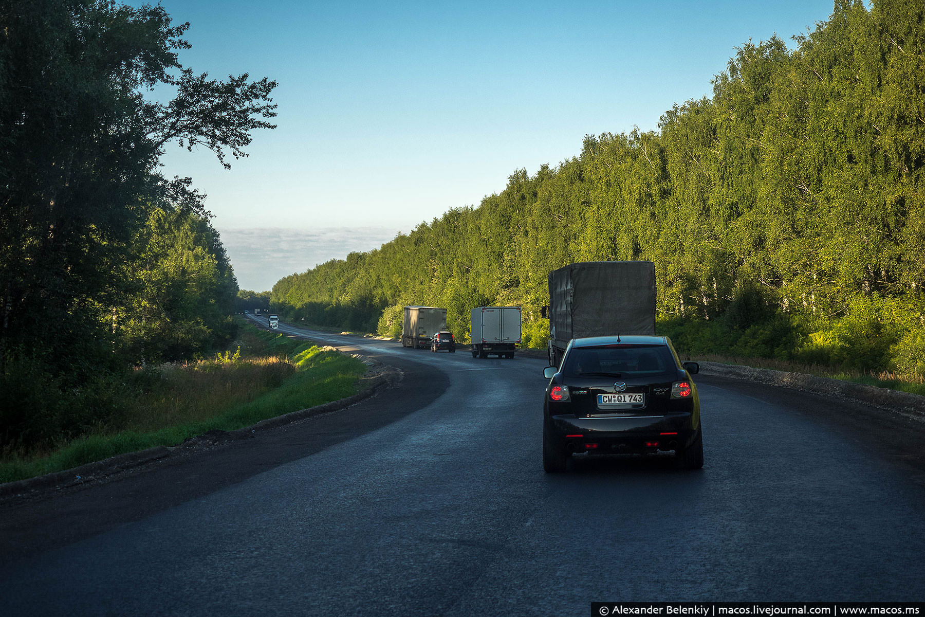 Дорога россия машина. Дорога Россия. Дороги России. Российская дорога. Машина на дороге Россия.